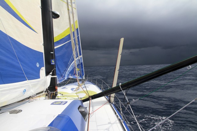 Vendee Globe: Gabart nei doldrums, Le Cleac’h recupera