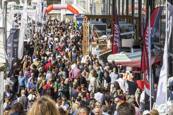 Nautica: Salone Genova, oltre 115 mila visitatori, +5,4%